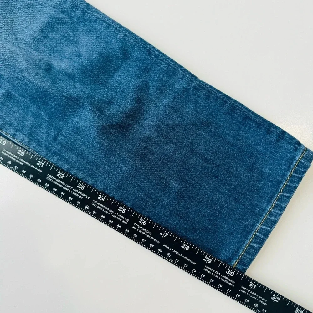 CAbi Jeans Slim Boyfriend Distressed Stretch Whiskering‎ Dark Wash Blue Size 8